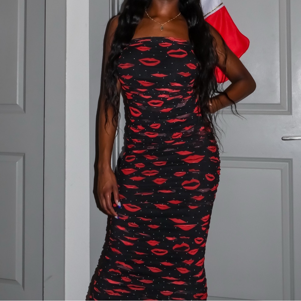 AFRM
Hazel Ruched Mesh
Midi Dress - Picture 2 of 4